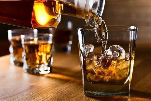 中老年防腦溢血 管住嘴，保住命，牢記三少兩不飲